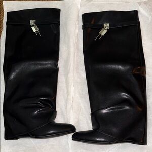 Black Faux Leather Women Wedged Pull Up Boots